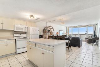 0412 Waters Edge Resort condo - 8