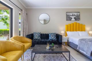 AlimamaSpaces - The Cozy View - Midrand - 5