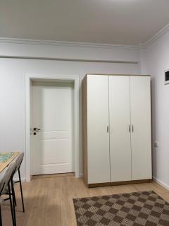 Papa's Apartment - Korçë - 1