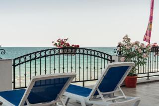 55 Perla Collective - 4