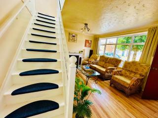 Cozy Comfort Home - Stoke on Trent - 7