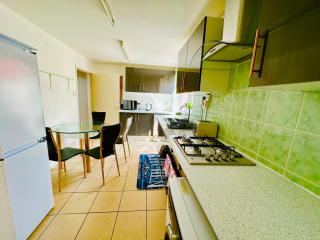 Cozy Comfort Home - Stoke on Trent - 3