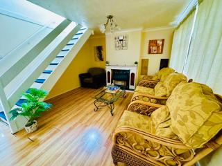 Cozy Comfort Home - Stoke on Trent - 8