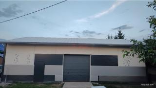 Campsite camper pitch with 150m2 building - - 0