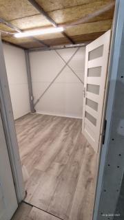 Campsite camper pitch with 150m2 building - - 2