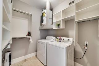 Spacious 1BR Retreat on Dallas Swiss Avenue - 3