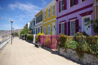 Huge Best Location Appartment, 6 Bedrooms, 2 Baths - 8