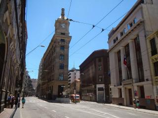 Huge Best Location Appartment, 6 Bedrooms, 2 Baths - 5