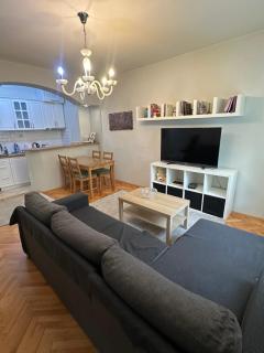 IKEA inspired, one-bedroom apartment in Çair - Skopje - 7