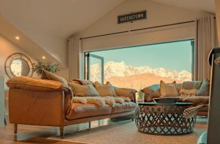 Alpine Retreat - Panoramic Views & Hot Tub - 0