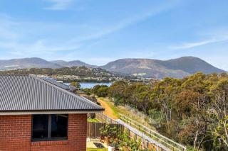 New and Stylish Home in Peaceful Location - Austins Ferry - 2
