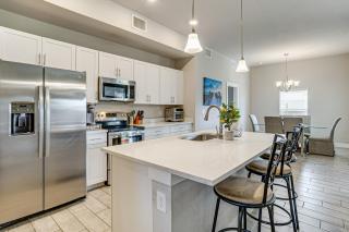 Golf, Shop and Beach-Hop Port Charlotte Gem with Yard - 7