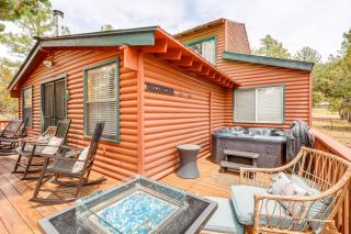 Private Hot Tub and Fire Pit Pine Cabin Near Hiking - 0
