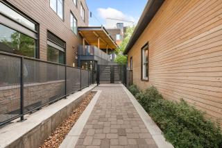 Modern Elegance on Linden - Walk, Bike Everywhere! - 2