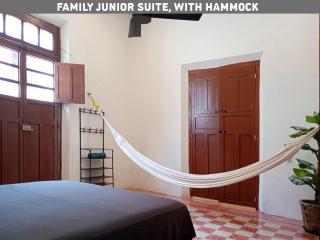 Villa con piscina para 6 personas en camas y 2 Hamacas Ado 69 - Mérida - 8