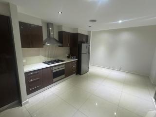 Huge 6 Bed House in Franklin ACT - Harrison - 4