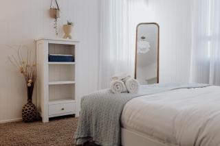 Prime Beachfront - Sunsets, Space & Serenity - 1