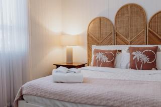 Prime Beachfront Retreat - 2