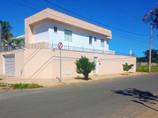 Lar de charme e tranquilidade em montes Claros - Montes Claros - 0