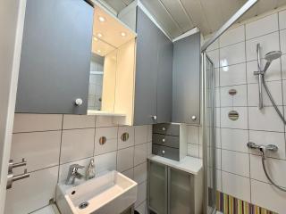 Stylish Apartment near Airport - 7