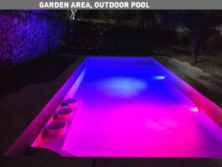 Villa con piscina para 6 personas en camas y 2 Hamacas Ado 69 - Mérida - 0