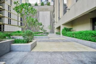 Dunya Tower 1BR Heart of Dubai Downtown - 2
