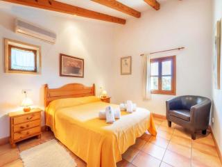 Villa in Búger with private courtyard - 8