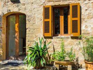 Historic Town House in Alcudia - Alcúdia - 4