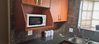 Top-Notch Guesthouse 2 - 4