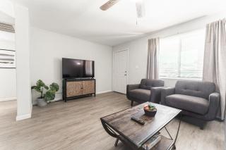 Central Casa Grande 2 BR Apt with Private Backyard - 8