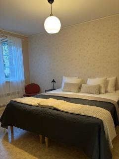Relax in peaceful and sunny Marmaverken apartment - - 0