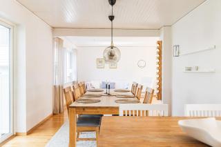 Stylish Family Retreat with Jacuzzi and Cinema - Sibbhult - 2