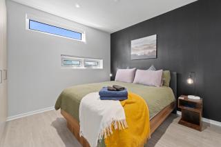 Ultima Escapes - Adelaide CBD 2BR Penthouse Apartment with Free Parking & Skyline Views - 6