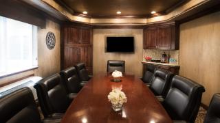 Best Western Plus Flathead Lake Inn and Suites - Kalispell - 2