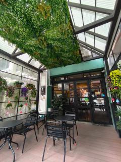 Nimman Nest Hostel & Cafe - - 4