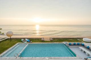 Pailay Beachfront Villa Cha-Am - 2