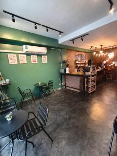 Nimman Nest Hostel & Cafe - - 7