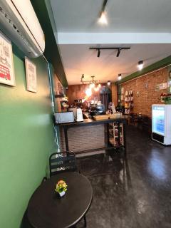 Nimman Nest Hostel & Cafe - - 8