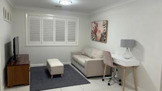 Lap of Luxury- Bathurst House - 1