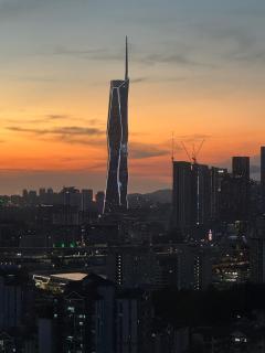 Kuala Lumpur, Sunway Velocity, M Vertica, 8-10Pax - 2