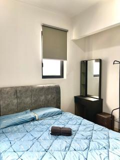 Kuala Lumpur, Sunway Velocity, M Vertica, 8-10Pax - 4