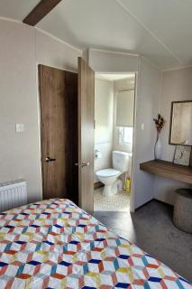 Trieste, 2 Bedroom, 6 Berth Caravan, Seasalter - 2