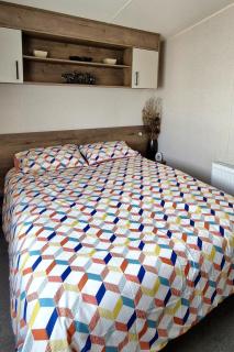Trieste 6 Berth Caravan, Seasalter - 1
