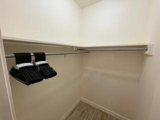 Cozy Condo Near Med Center, NRG Stadium, & Rail line - Houston - 2
