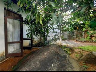 Diamond rock villa - Gonapinuwala West - 5
