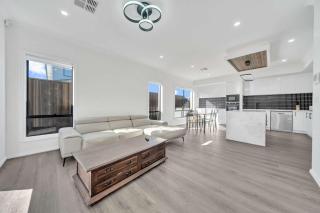 Sleek Family Home Near Kallo Town Centre - - 8