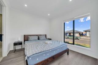 Sleek Family Home Near Kallo Town Centre - - 3