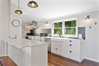 The Quince Cottage - 2 Bedrooms - 1