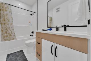 3 Bedrooms Home Close to Amenity - 3