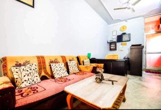 Hotel O Castle Home Stay - 0